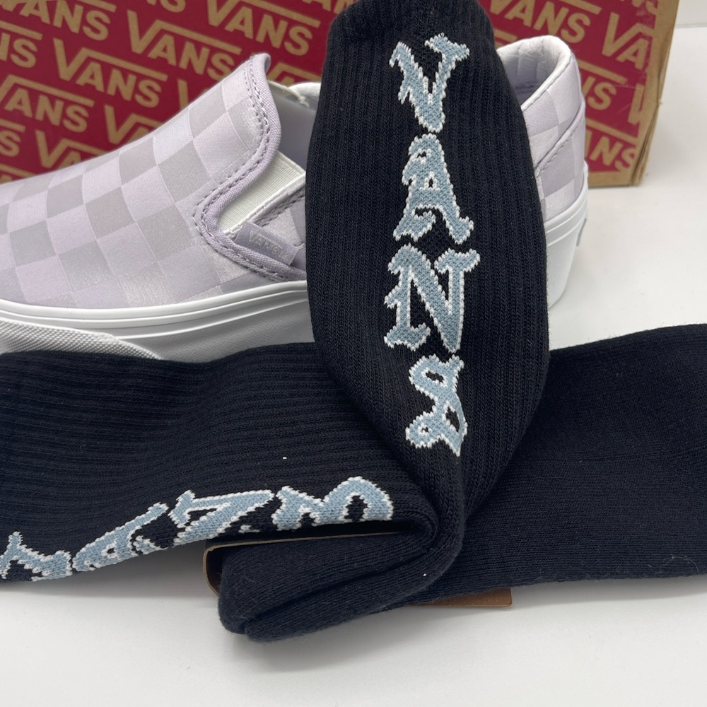 Vans Road Stop Crew Socks (1 pair)

Style VN000NCHBLK - Picture 13 of 16